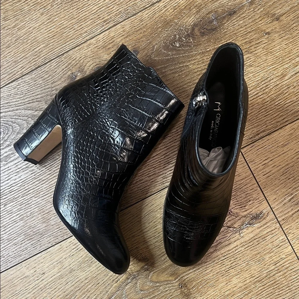 M Grigianricio Black Croc Embossed Ankle Boots Size 38/8